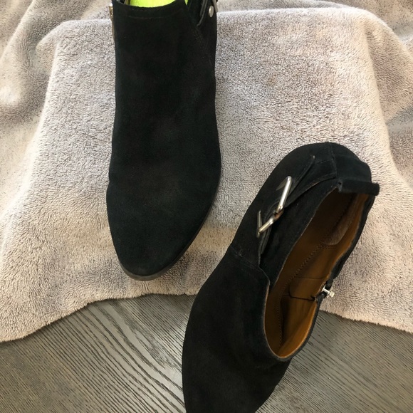 Franco Sarto black suede ankle boots - Picture 3 of 15